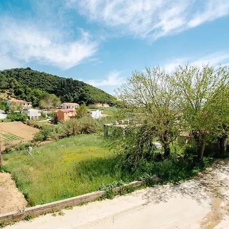 Giannis House 1 * Vitaládes