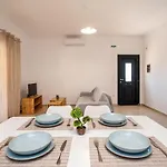 Giannis House 1 * Vitaládesz