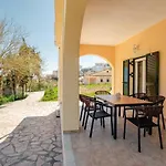 Giannis House 1