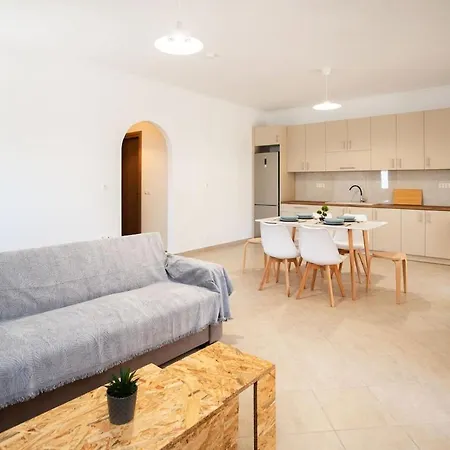 Giannis House 1 Βιταλάδες