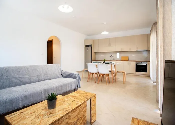 Giannis House 1 * Vitaládes